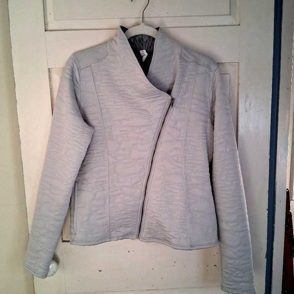Soybu Women's Light Gray Asymmetrical Full Zip Quilted Yoga Jett Jacket